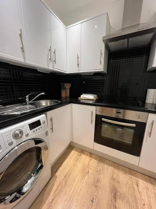 Spacious 2Bed/2Bath Flat Next To London Eye Londres Exterior foto